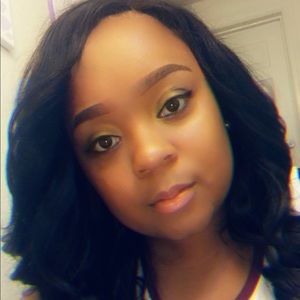 Meet your Posher, Jasmine